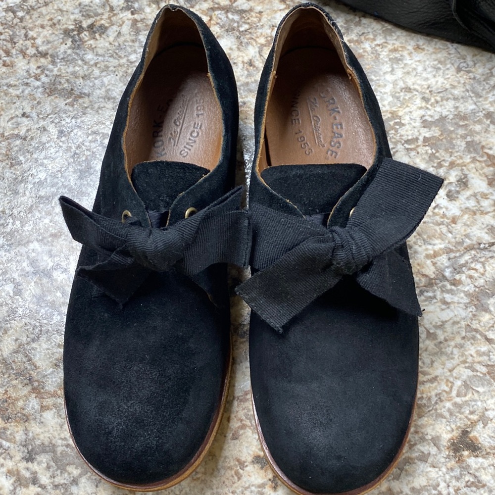 Kork-Ease suede loafer with bow 8